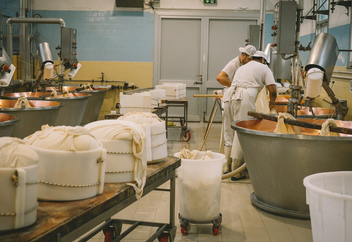 Team von Caplex in der Brotproduktion